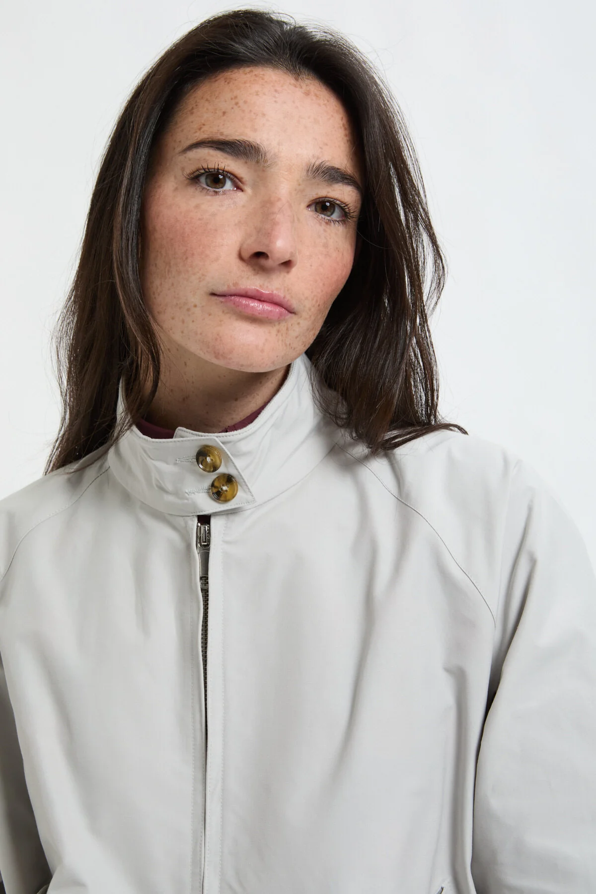 G9 Woman - Image 3
