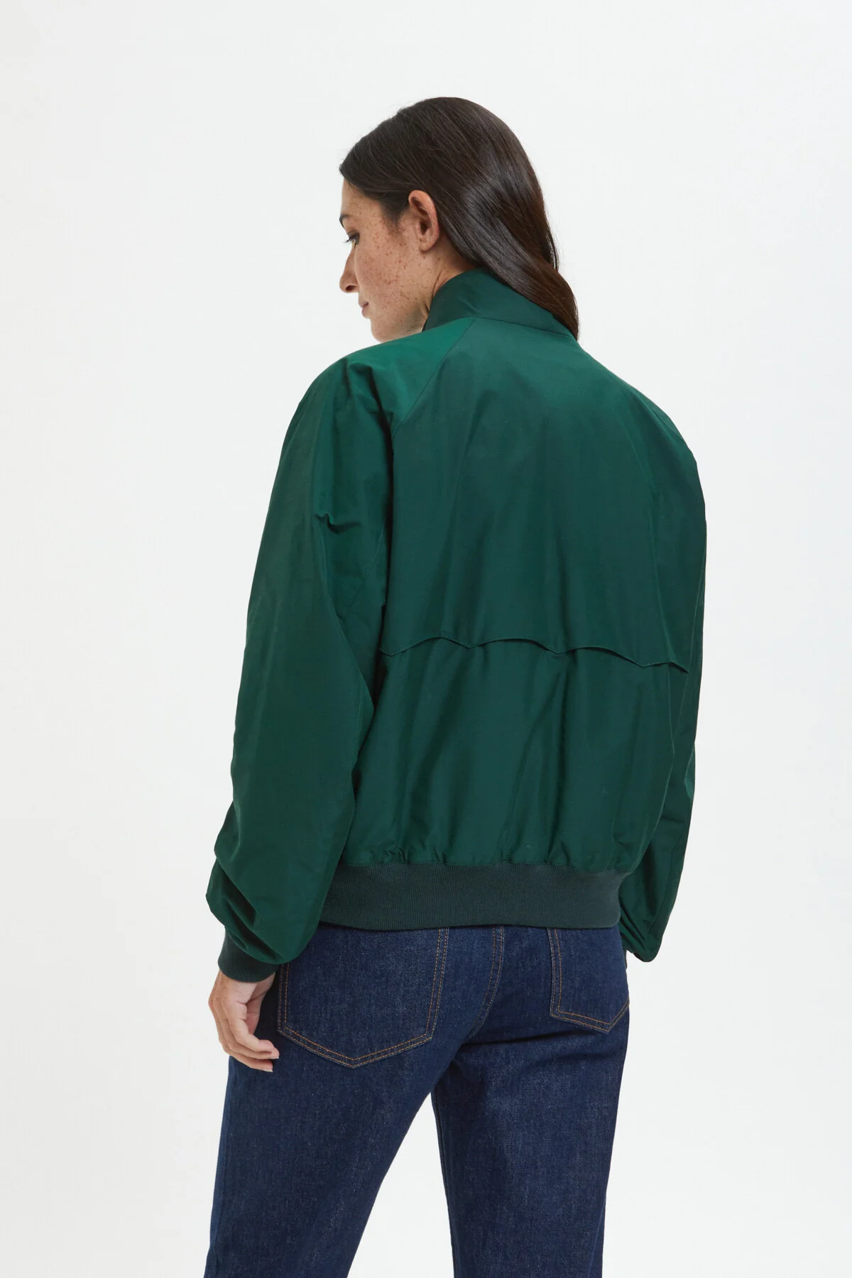 G9 Woman - Image 4